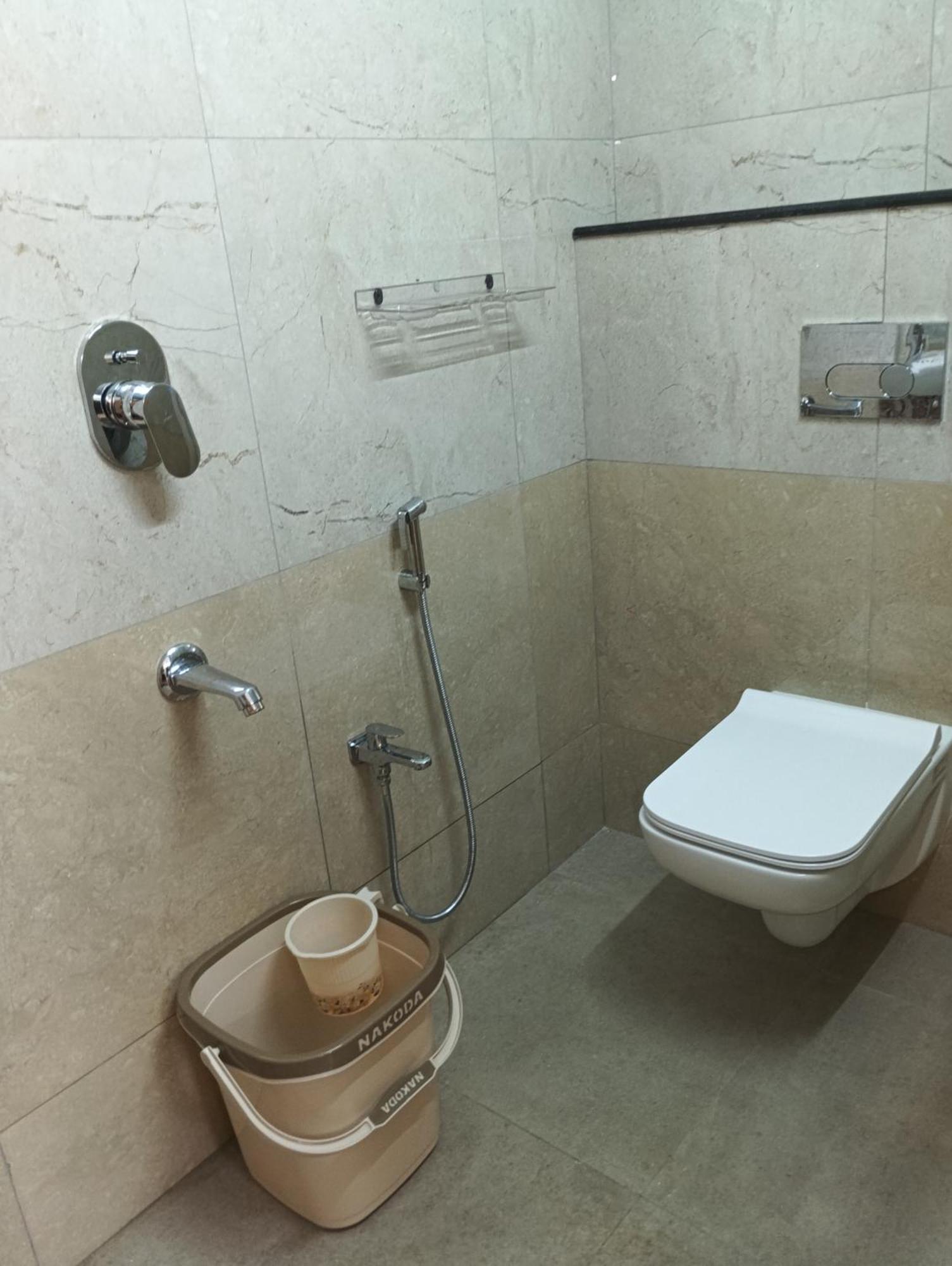 Malar Park Hotel Tiruvannāmalai Стая снимка